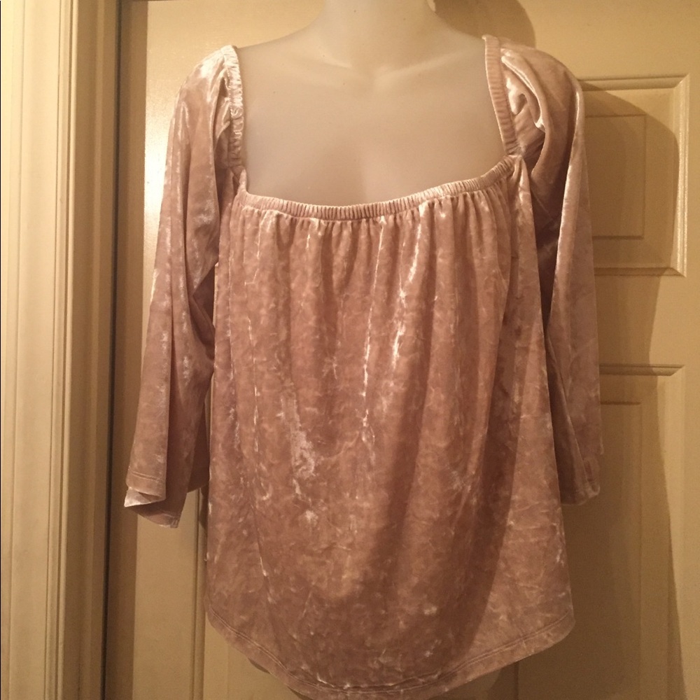 Off shoulder soft velvet blouse
